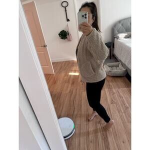 EUC Lululemon Sherpa‎ Deep Pile Beige Fleece Full Zip Jacket size 4